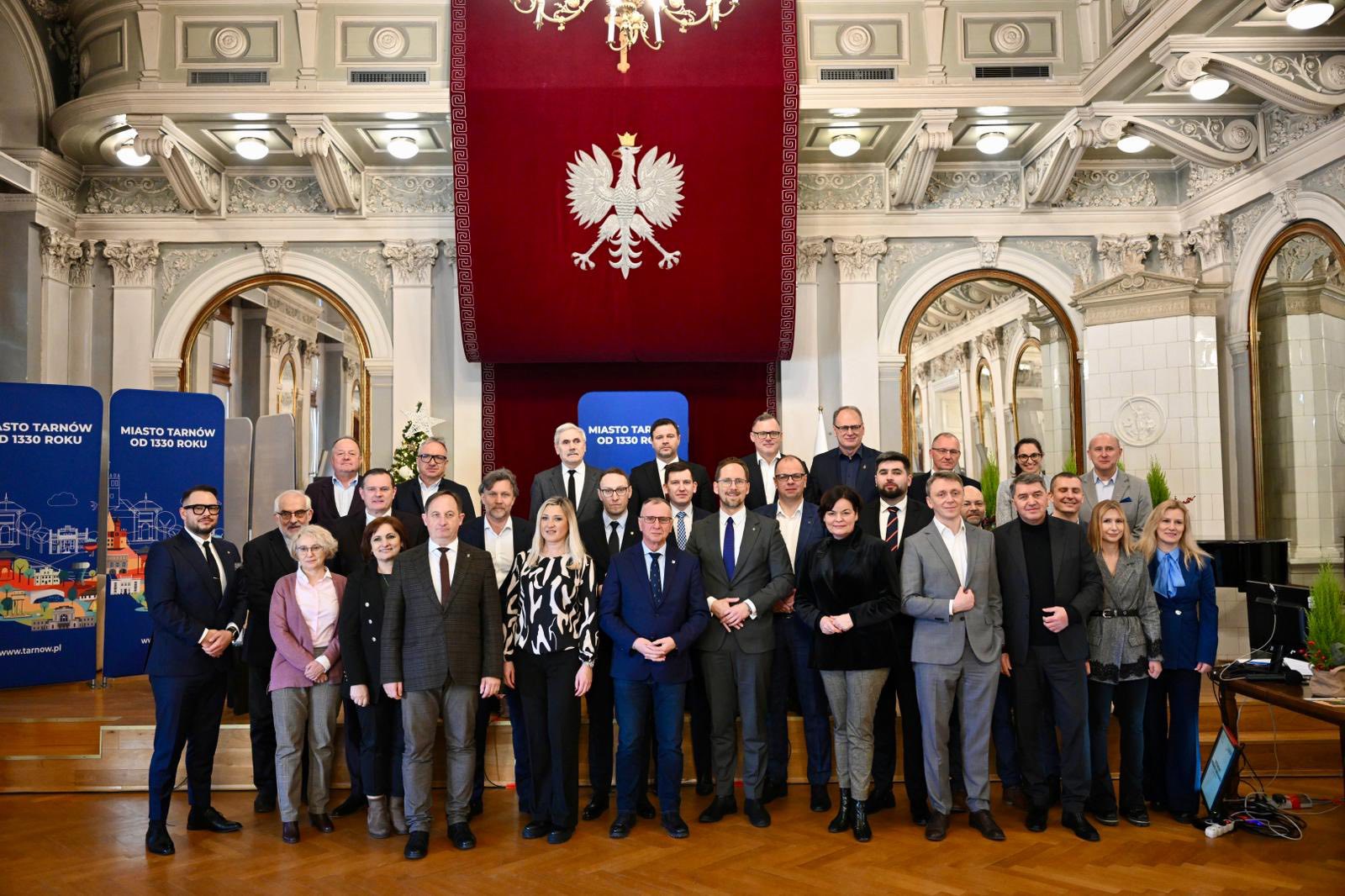 Średnie miasta mówią: dość nierówności w finansowaniu. Tarnobrzeg podpisuje Deklarację Tarnowską