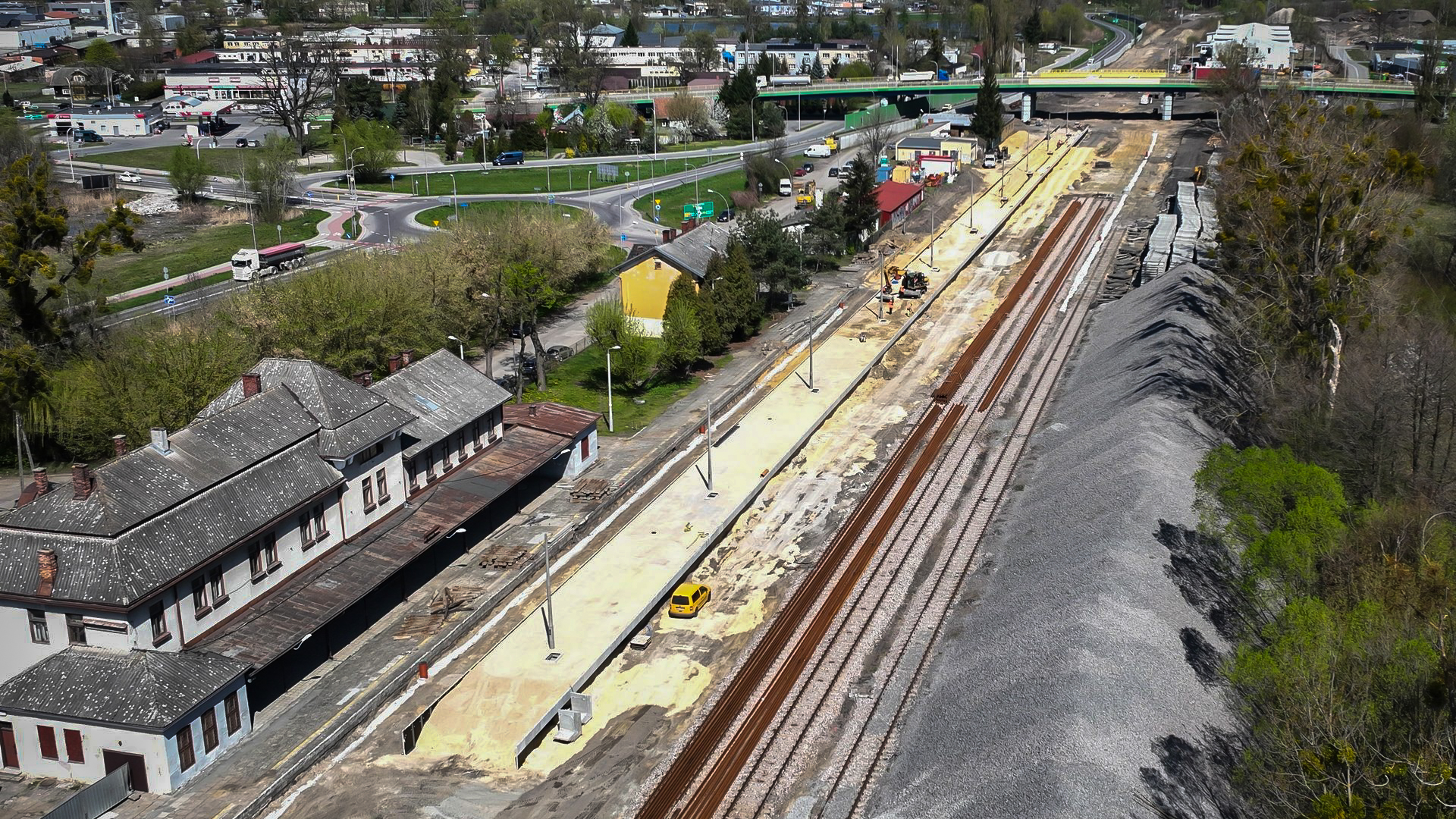 PKP PLK: Pociągi mają wrócić do Tarnobrzega we wrześniu. Trwa modernizacja węzła za 1,2 mld zł